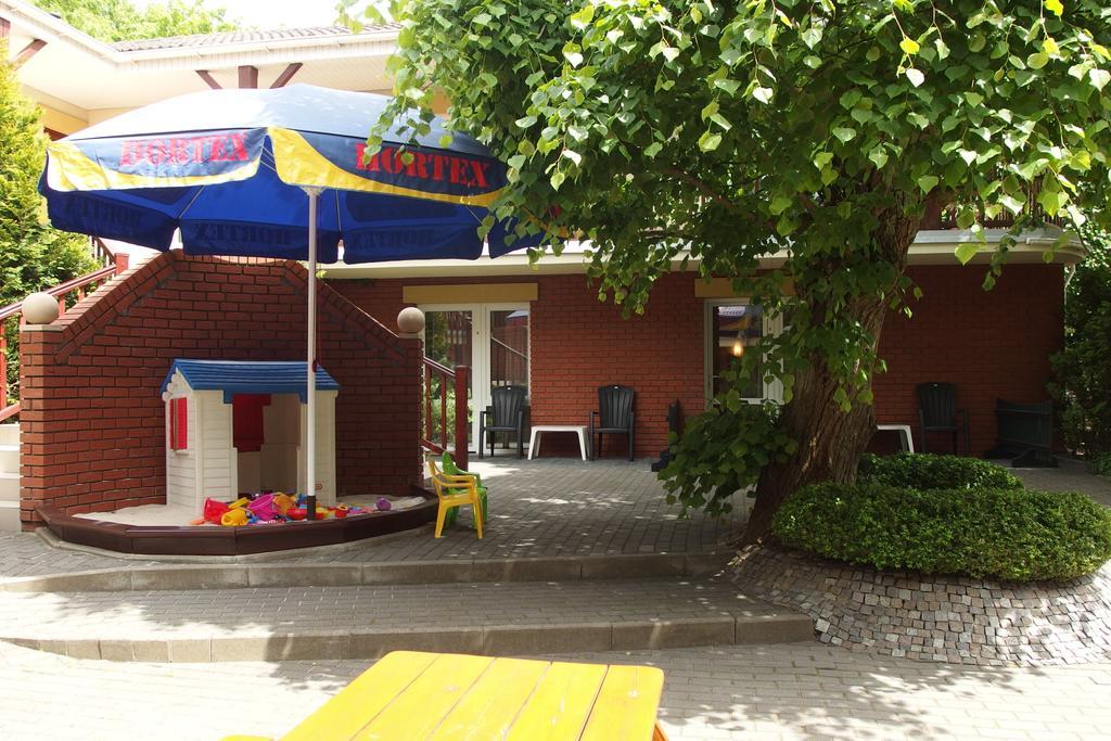 Patio Apartamenty I Pokoje Нєхоже Екстер'єр фото